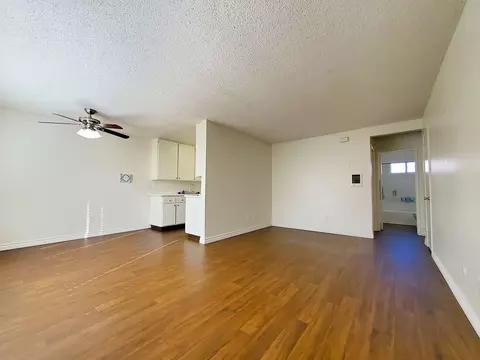 180 N 1st St, El Cajon, CA 92021