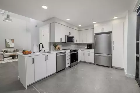 40 Cedar Walk, Long Beach, CA 90802 photo 2