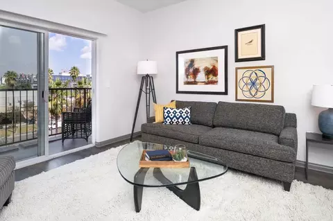 40 Cedar Walk, Long Beach, CA 90802 photo 7