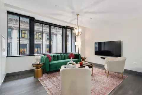 29 S La Salle St, Chicago, IL 60603