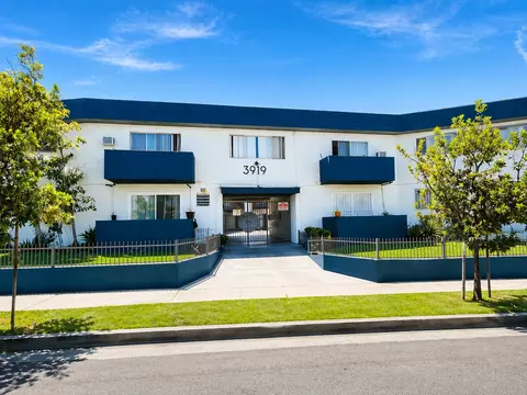 3919 Ursula Ave, Los Angeles, CA 90008