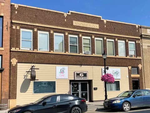 6 Main St N, Minot, ND 58703