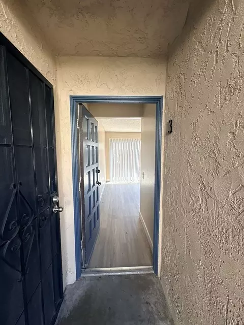 1626 N Santa Fe Ave, Vista, CA 92083