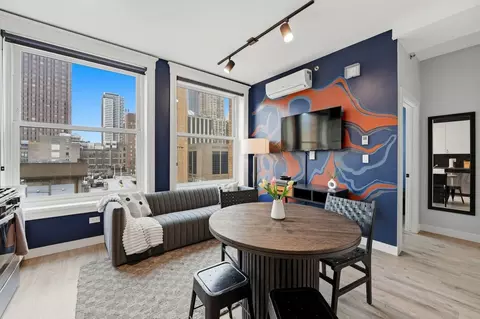 417 S Dearborn St, Chicago, IL 60605