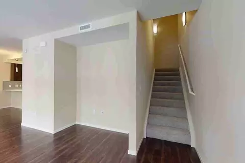 299 W Washington Ave, Sunnyvale, CA 94086 photo 22