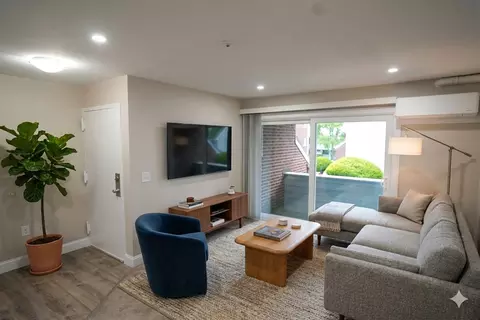 1020 Southern Artery, Quincy, MA 02169