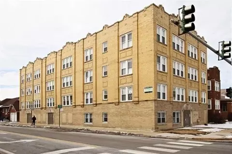 8256 S Loomis Blvd, Chicago, IL 60620