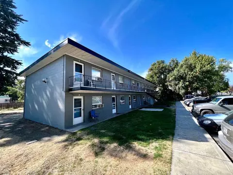 6810 E 2nd Ave, Spokane Valley, WA 99212