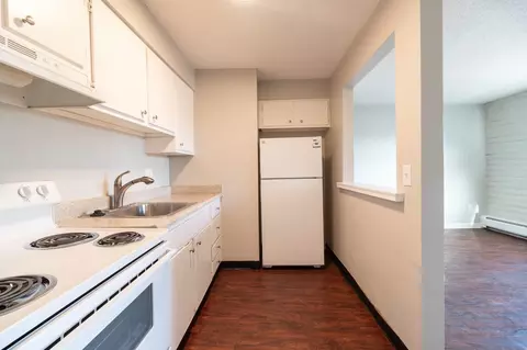 3666 S Pearl St, Englewood, CO 80113 photo 9