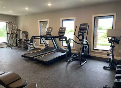 418 Pauline Dr, Berea, KY 40403