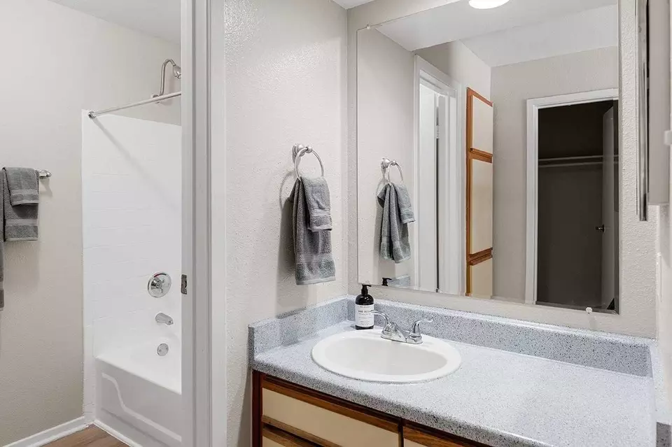  9805 N Macarthur Blvd, Irving, TX 75063 photo 8