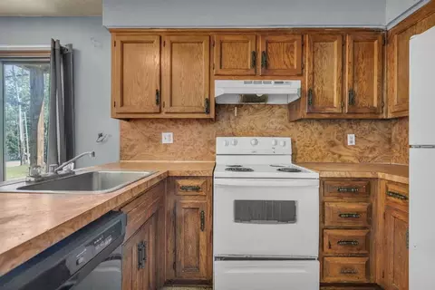 8626 Lane Ave, Raytown, MO 64138 photo 6