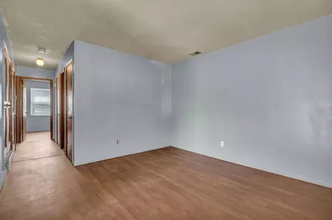 8626 Lane Ave, Raytown, MO 64138 photo 9