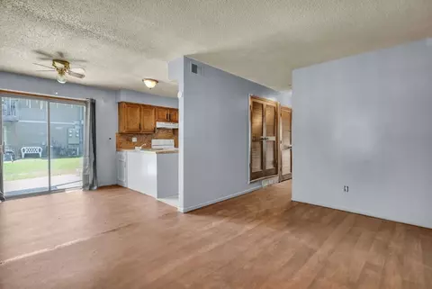 8626 Lane Ave, Raytown, MO 64138