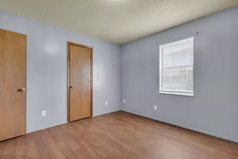 8626 Lane Ave, Raytown, MO 64138 photo 5