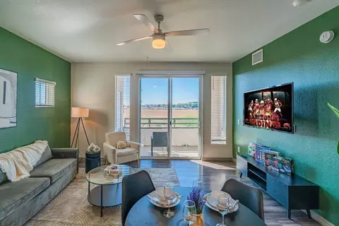 9456 W Georgia Ave, Glendale, AZ 85305