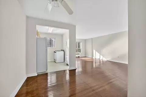 1010 G St NE, Washington, DC 20002