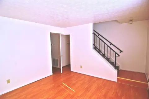 1900 Aaron Dr, Middletown, OH 45044