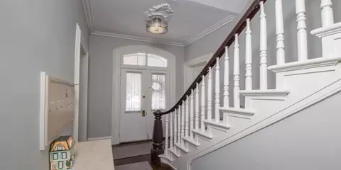 250 S State St, Newtown, PA 18940