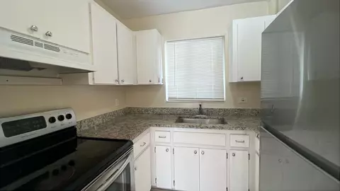 2251 NE 170th St, North Miami Beach, FL 33160