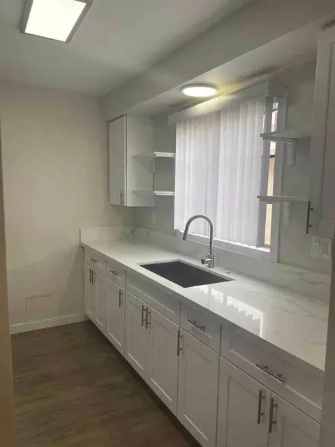 4115 Somerset Dr, Los Angeles, CA 90008
