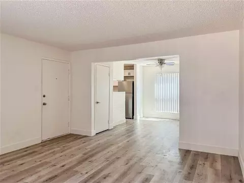 5241 Marconi Ave, Carmichael, CA 95608