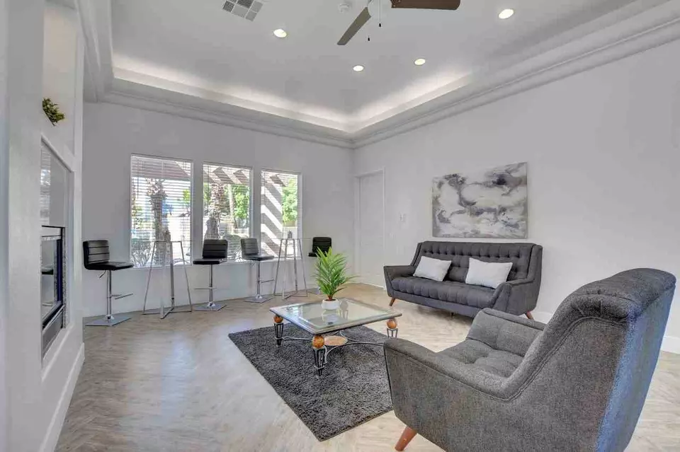  7413 W Russell Rd, Spring Valley, NV 89113 photo 9