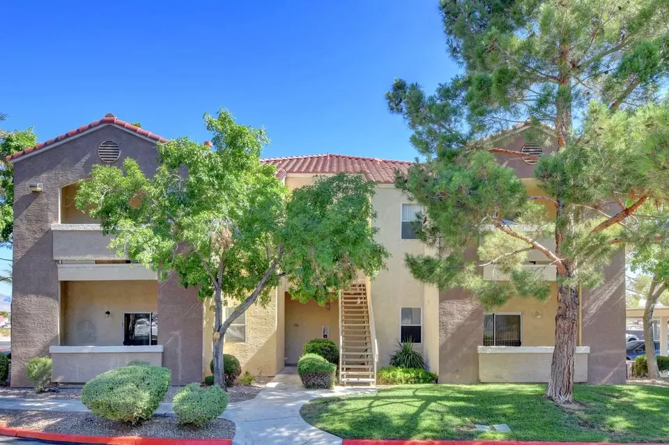  7413 W Russell Rd, Spring Valley, NV 89113 photo 19