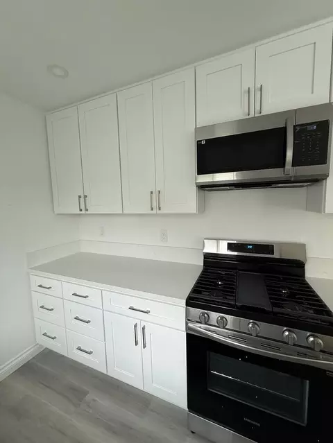 5355 E La Pasada St, Long Beach, CA 90815