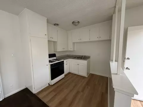 4350 Pendleton Ave, Lynwood, CA 90262 photo 3