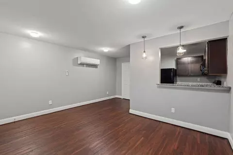 4719 Harmon Ave, Austin, TX 78751 photo 8