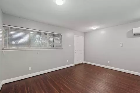 4719 Harmon Ave, Austin, TX 78751 photo 10