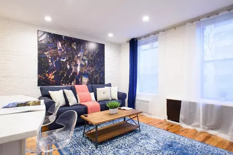 200 E 11th St, New York, NY 10003