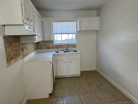 7429 Long Point Rd, Houston, TX 77055