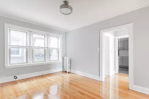 2450 W Wilson Ave, Chicago, IL 60625 photo 19