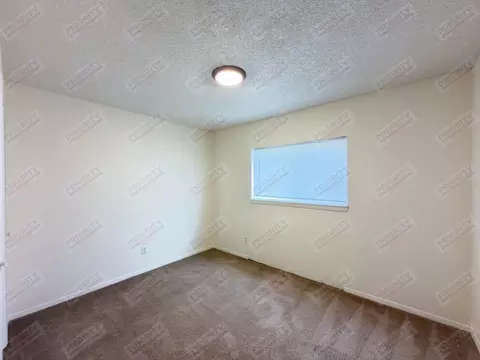 1106 Church Ave, Gillette, WY 82716