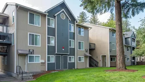 24050 SE Stark St, Gresham, OR 97030