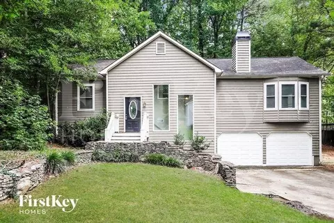 5554 Emerald Way, Acworth, GA 30102