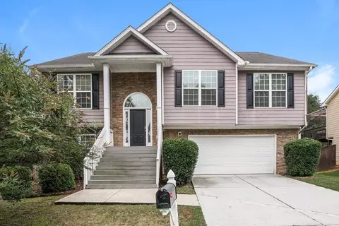 2452 Temple View Dr, Snellville, GA 30078
