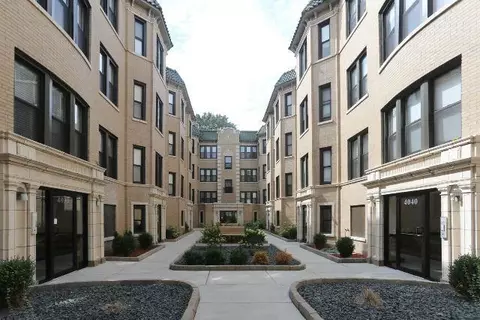 4036 N Ashland Ave #G, Chicago, IL 60613