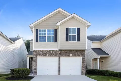 6447 Splitpine Ct, Atlanta, GA 30349