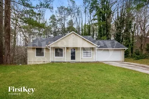 4610 Aberdeen Ln, Stone Mountain, GA 30083