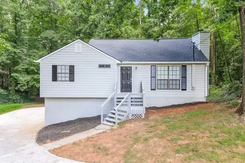 250 Deidra Dr SE, Mableton, GA 30126