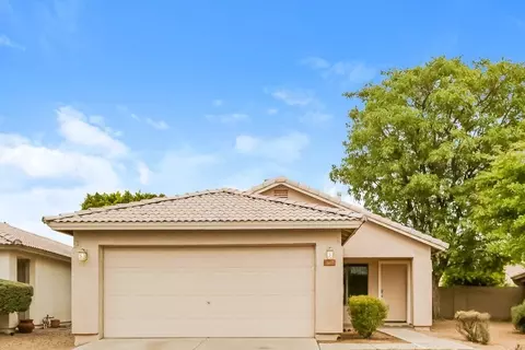 2017 N 108th Dr, Avondale, AZ 85392
