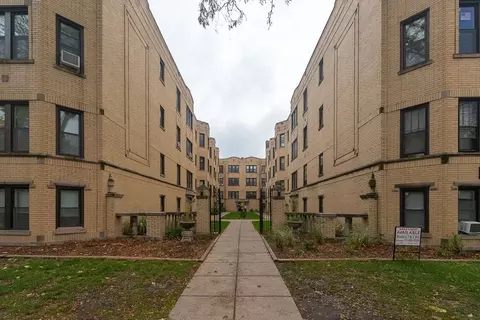 3817 N Greenview Ave #3W, Chicago, IL 60613