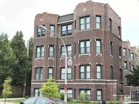 3839 N Greenview Ave #1W, Chicago, IL 60613