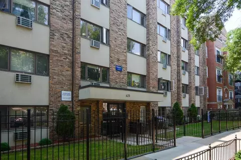 625 W Wrightwood Ave #501, Chicago, IL 60614