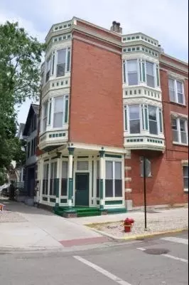 2835 N Racine Ave #1F, Chicago, IL 60657