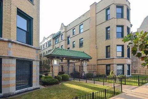 spaulding + fullerton, Chicago, IL 60647