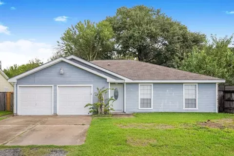 2714 8th Ave N, Texas City, TX 77590